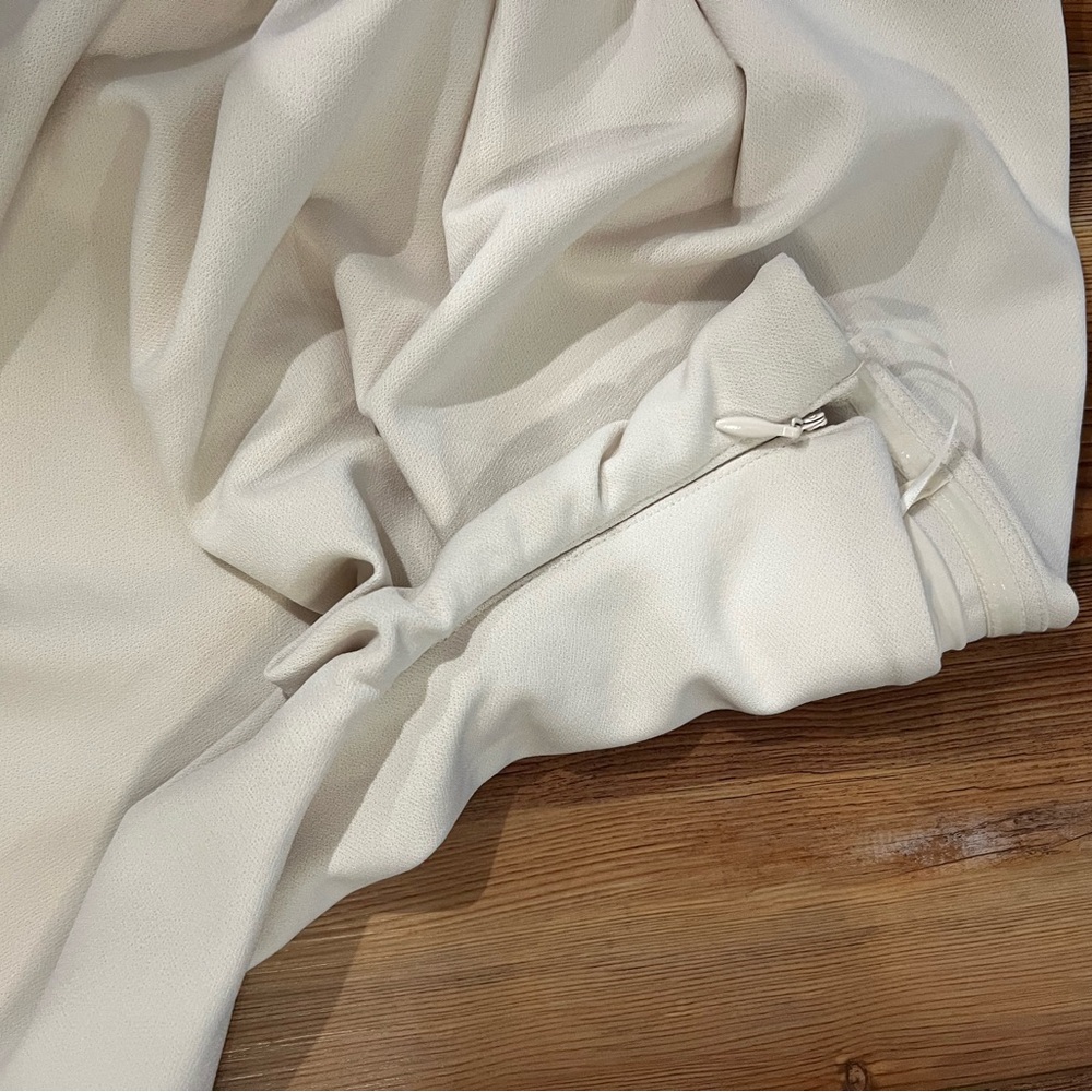 Abercrombie & Fitch Cream Strapless Ruched Top - Picture 2 of 3